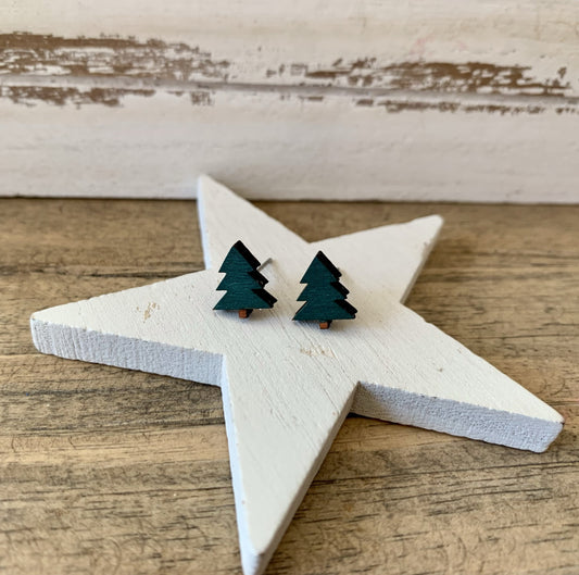 Tannenbaum-Ohrstecker aus Holz